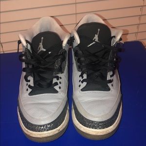 Jordan 3 wolf grey